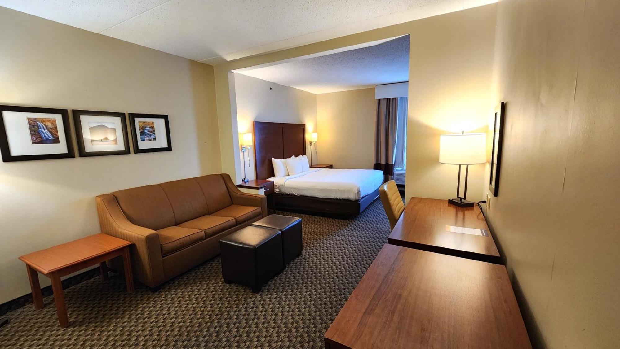 Comfort Inn & Suites Mount Pocono Phòng bức ảnh