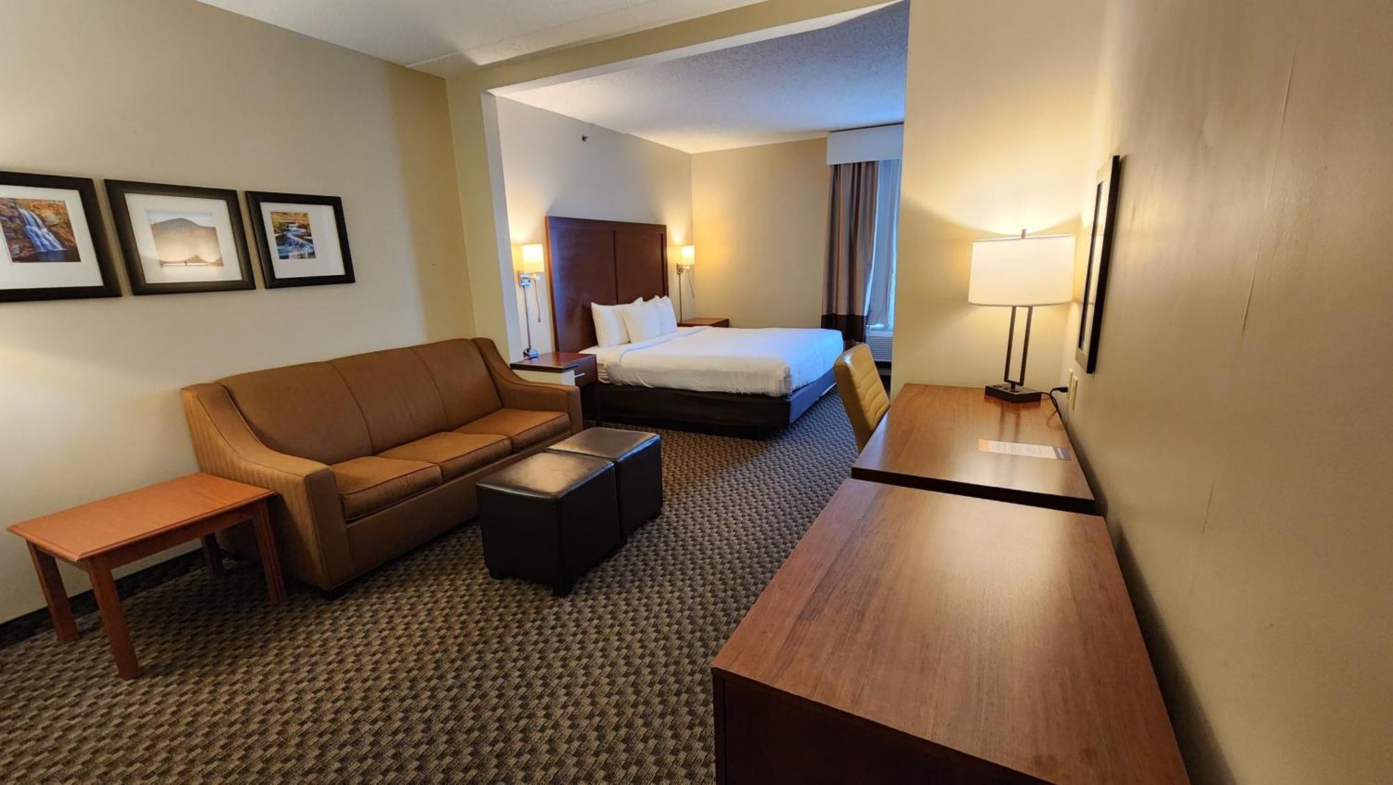 Comfort Inn & Suites Mount Pocono Phòng bức ảnh