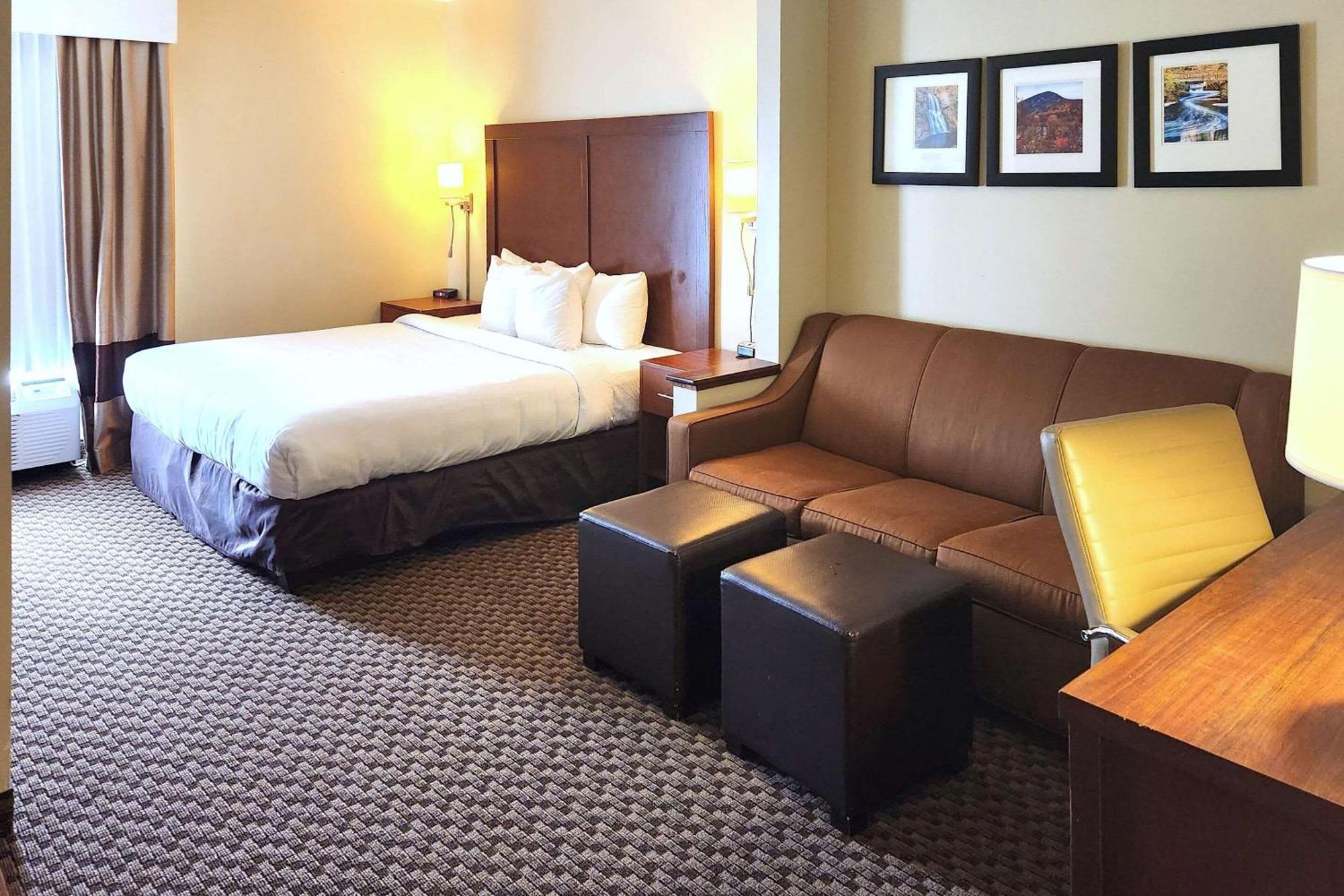 Comfort Inn & Suites Mount Pocono Ngoại thất bức ảnh
