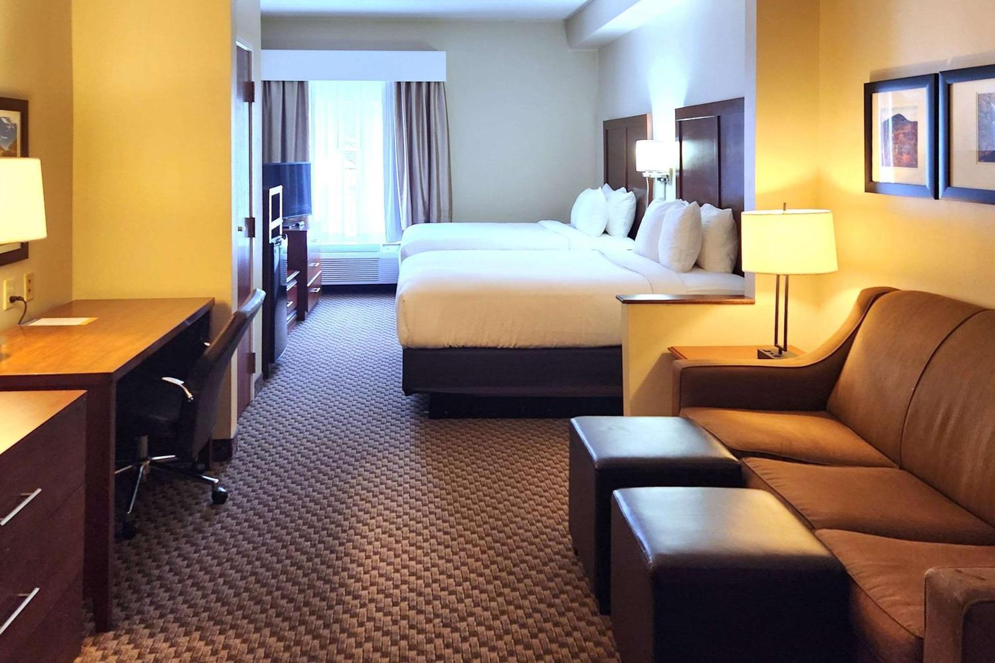 Comfort Inn & Suites Mount Pocono Ngoại thất bức ảnh