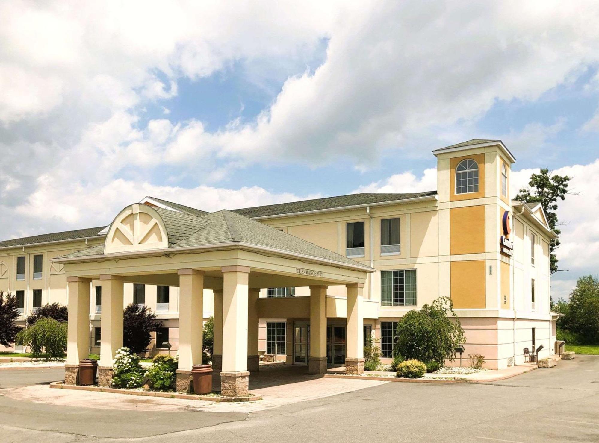 Comfort Inn & Suites Mount Pocono Ngoại thất bức ảnh
